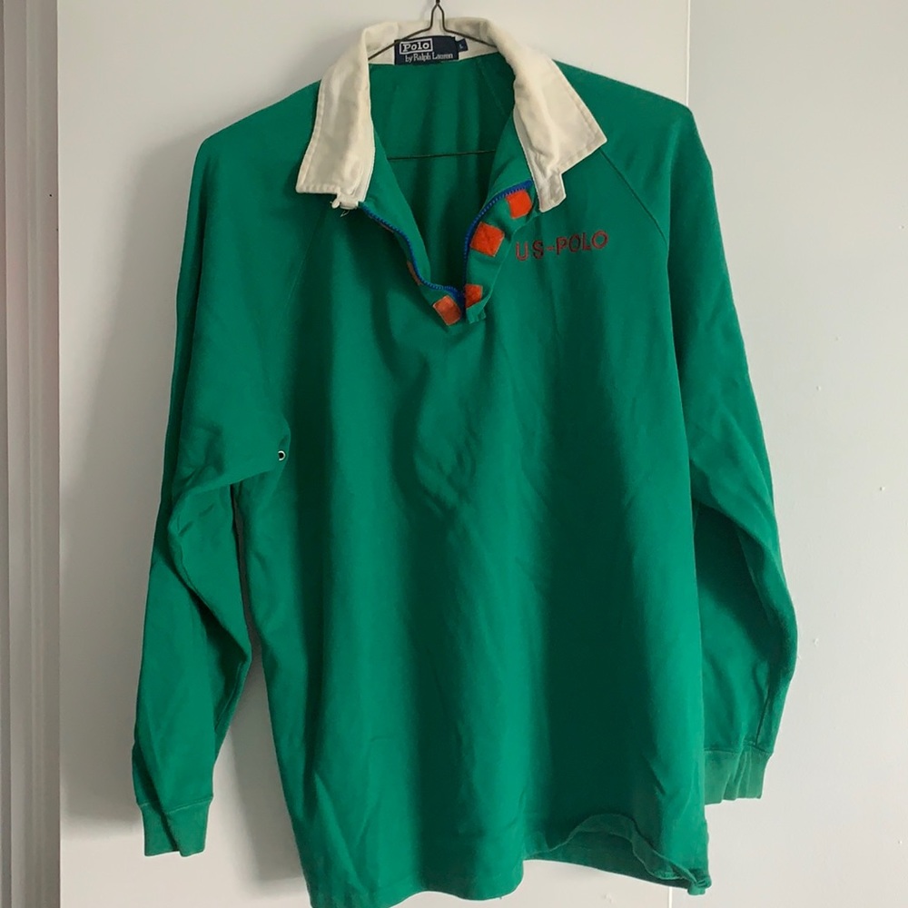 Large vintage Polo shirt, long sleeve. Collared.